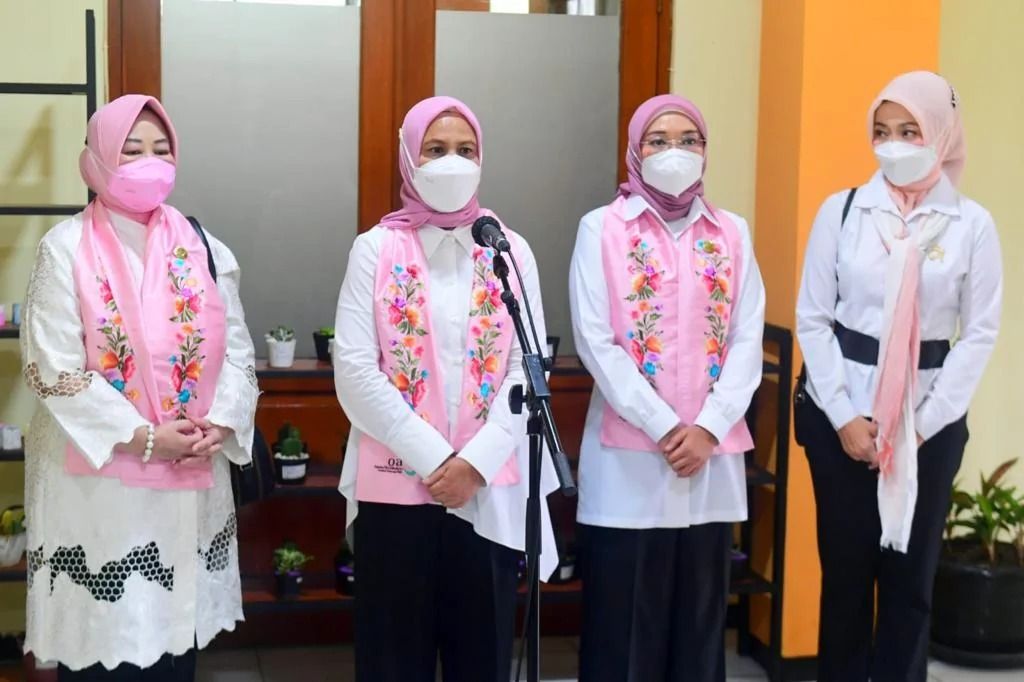 podiumnews.com-Iriana: Tindak Tegas Pelaku Tindak Asusila pada Anak